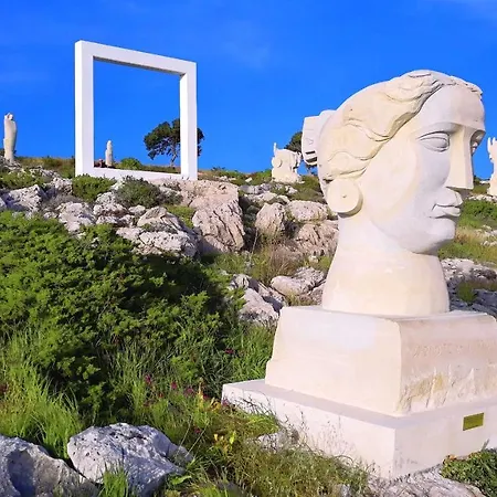 Spiros Luxury Apartament Ajia Napa