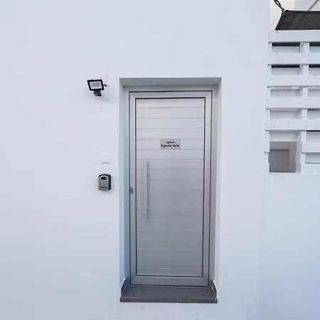 아파트 Spiros Luxury