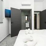 Spiros Luxury Apartment