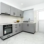 Spiros Luxury *