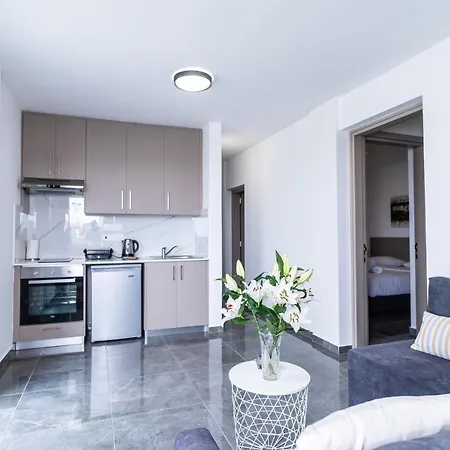 Spiros Luxury