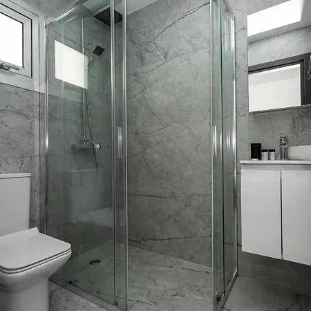 Spiros Luxury *