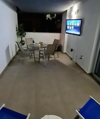 アパート Spiros Luxury